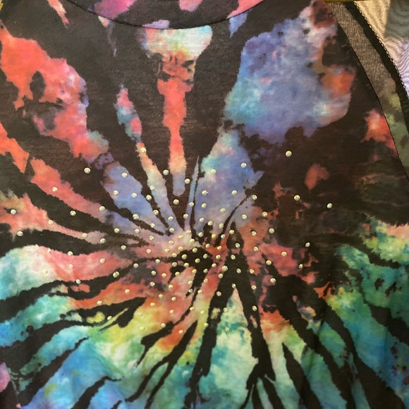 Light top - Picture 3 of 3